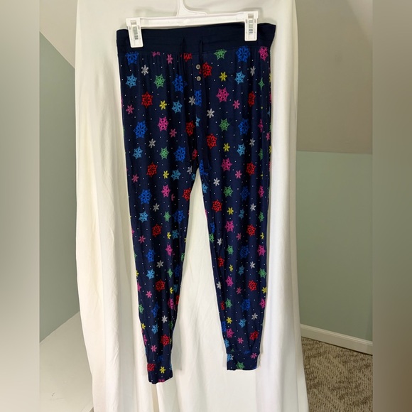 GAP Navy Snowflake Long Sleeve Top & Bottoms pajama set size S - Picture 9 of 14